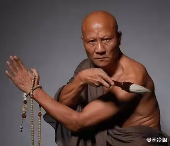 演員計春華:意外造就一張「狠臉」,直到57歲去世都沒演過好人