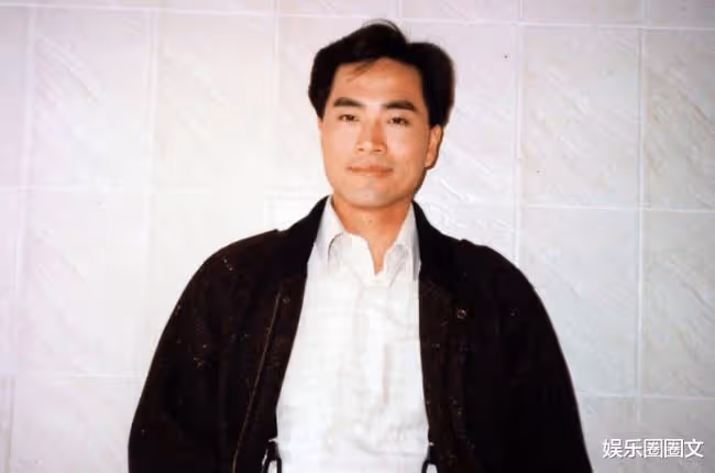 憑藉《勝者為王》一炮而紅，如今60歲的陳庭威，沒人認得出？