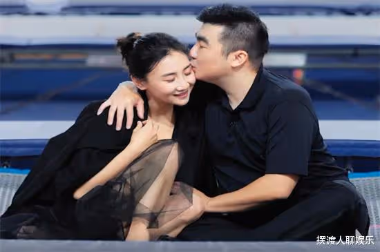 她曾是有名的「蹦床公主」，如今退役結婚，女兒超級可愛