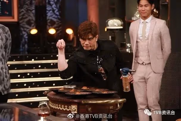 男神廚房︱伍允龍自爆險死經歷 嘟姐忽曬瑜伽絕技