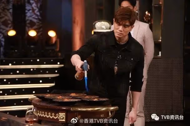 男神廚房︱伍允龍自爆險死經歷 嘟姐忽曬瑜伽絕技