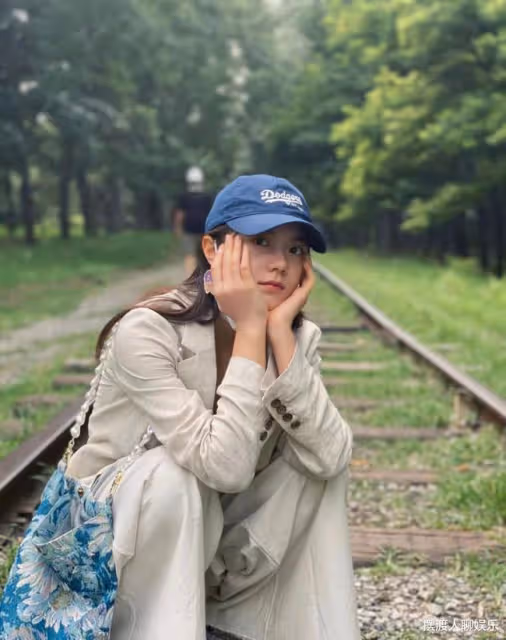 童星出道的趙今麥，在一年拍攝九部作品的同時，也能兼顧學業