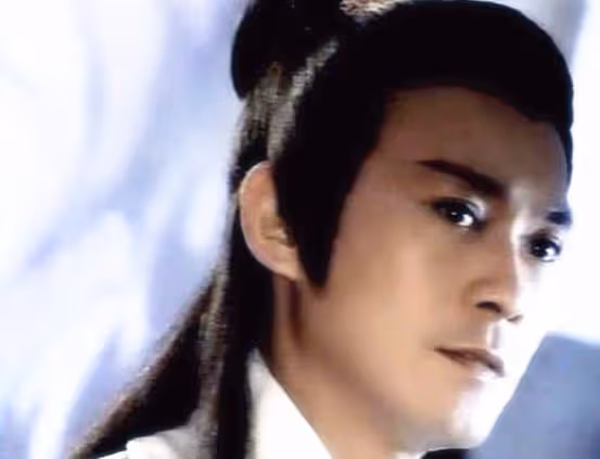 國人如何了解俠文化，那些將角色演活的演員，這個男人自帶音響