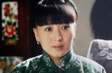 6次登上春晚，與孫儷決裂，45歲意外懷孕，閆學晶的人生有多精彩