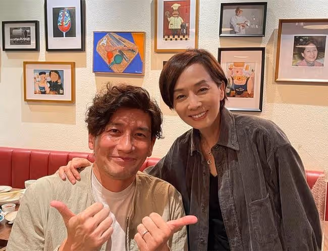 《家有喜事》演員29年後重聚！毛舜筠氣質好，「家明表哥」仍帥氣