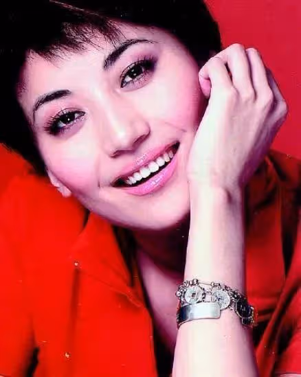這個女人不顧及自己的演藝事業，因為意氣用事冒犯了趙本山