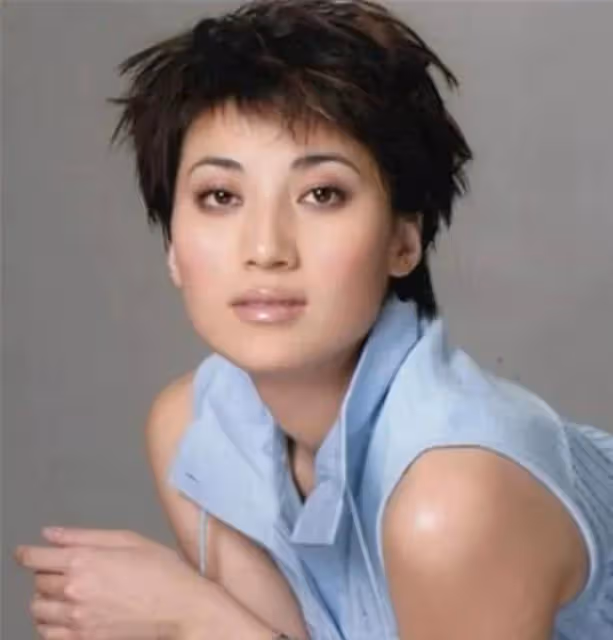 這個女人不顧及自己的演藝事業，因為意氣用事冒犯了趙本山