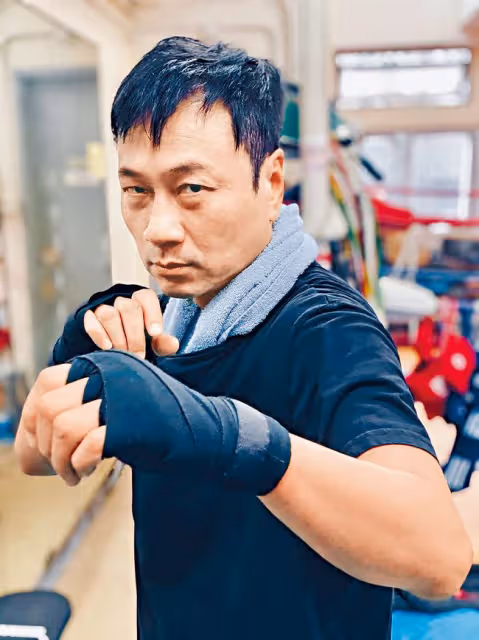 狄龍兒子太敬業！客串一集戲花半年減27斤，入行20年仍要節衣縮食