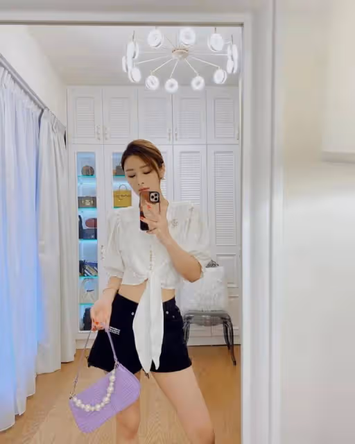 月賺百萬！TVB人氣小花奮鬥9年變小富婆，煲台慶劇曬豪宅巨廳