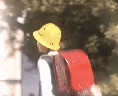 她被霸凌了嗎?