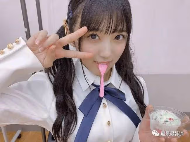 她被霸凌了嗎?