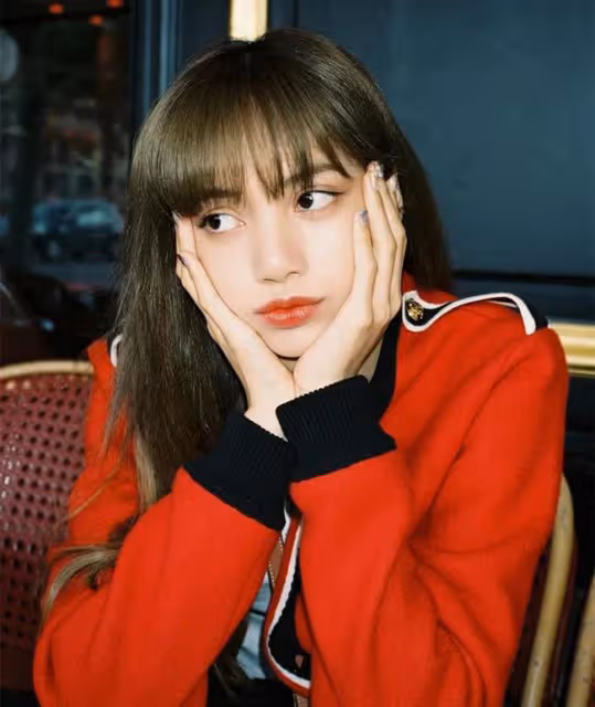 Blackpink成員Lisa確診新冠：確診逾20人，韓娛成新冠重災區