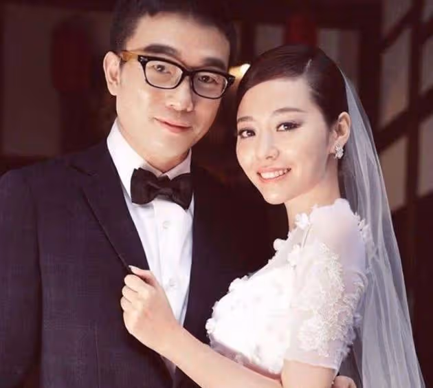 逼婚大14歲經紀人，結婚2年後交往伴郎，張靚穎的坎坷情史