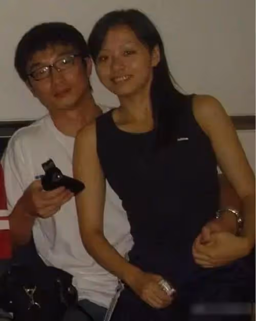 逼婚大14歲經紀人，結婚2年後交往伴郎，張靚穎的坎坷情史