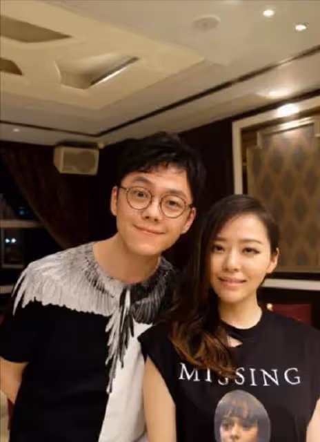 逼婚大14歲經紀人,結婚2年後交往伴郎,張靚穎的坎坷情史