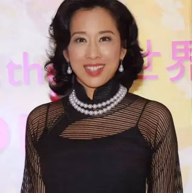 羅康瑞:拋妻棄子61歲娶朱玲玲,親兒子拒絕繼承百億財產