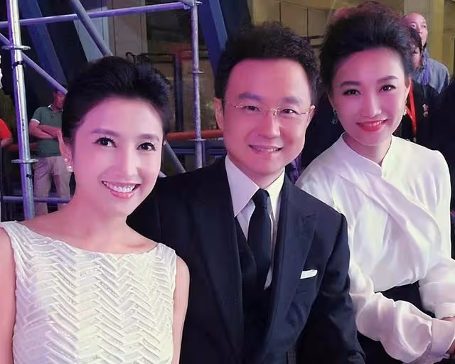 知名主持人春妮:有過一次婚姻,與郭德綱傳緋聞，40歲再婚高齡產子
