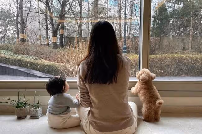 崔智友重回銀幕,韓劇啟蒙女神結婚4年,老公身份仍然是謎