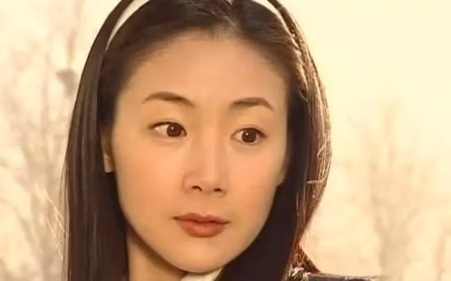 崔智友重回銀幕,韓劇啟蒙女神結婚4年,老公身份仍然是謎
