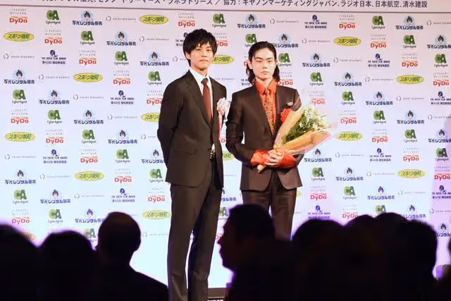 恭喜！這一對終於結婚了