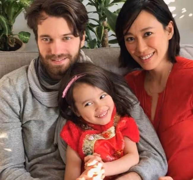 38歲女星宣布離婚！曾為嫁小7歲洋老公放棄事業，對方現已有新歡