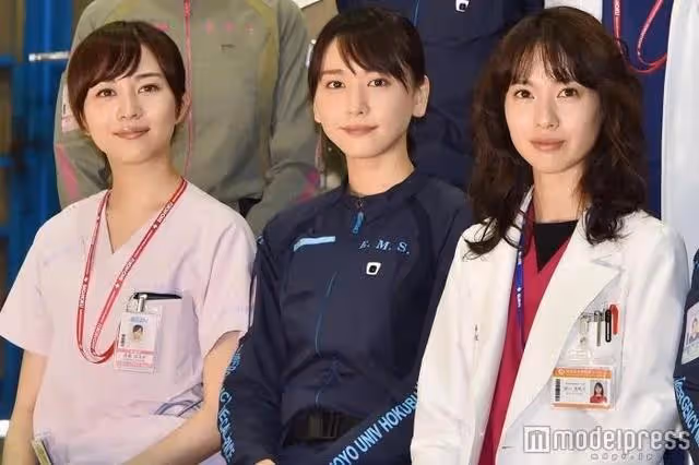 新垣結衣，比嘉愛未和戶田惠梨香真是友情鐵三角？