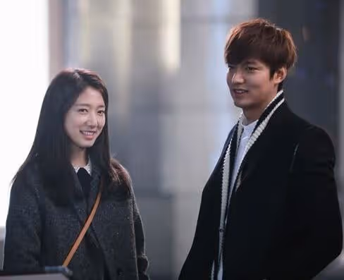 「崔泰俊♥」朴信惠，少女「韓靜書」還在昨天，今天就成准媽媽了