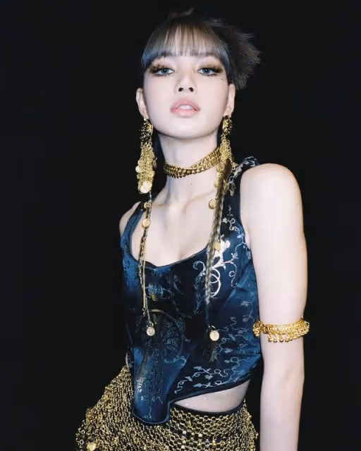 突發！Lisa確診新冠，網友：前幾天還在美國蹦迪？