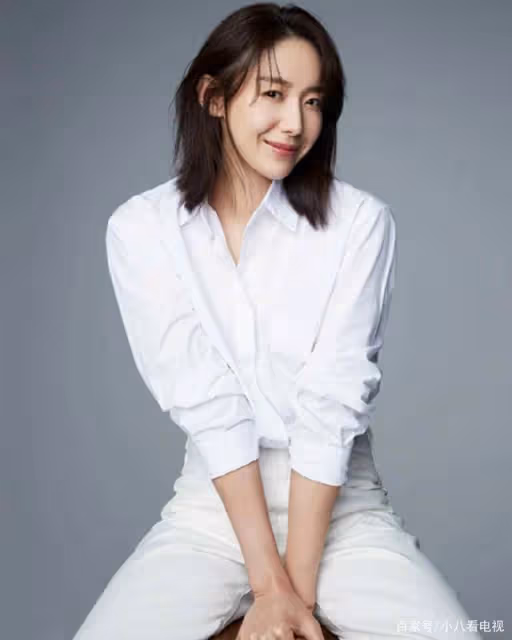 這些美女演員在忙啥？「眼淚女王」尹晶喜復出，「美七」打高爾夫