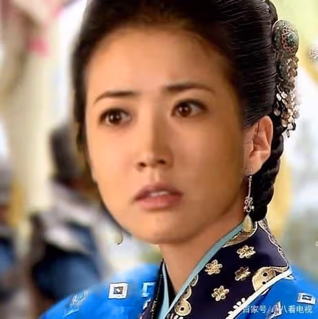 這些美女演員在忙啥？「眼淚女王」尹晶喜復出，「美七」打高爾夫