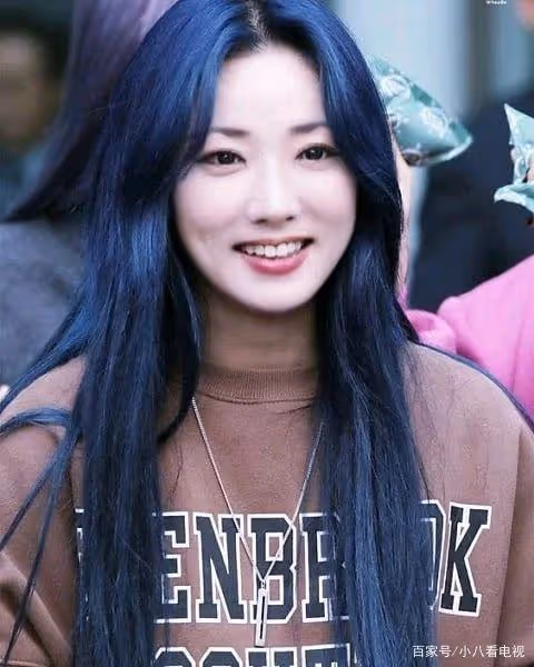 這些美女演員在忙啥？「眼淚女王」尹晶喜復出，「美七」打高爾夫