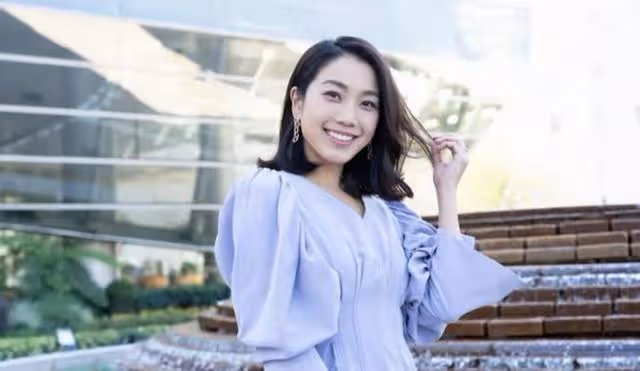 爸爸秦沛的驕傲！TVB星二代姜麗文演技終獲肯定，父女大為感動