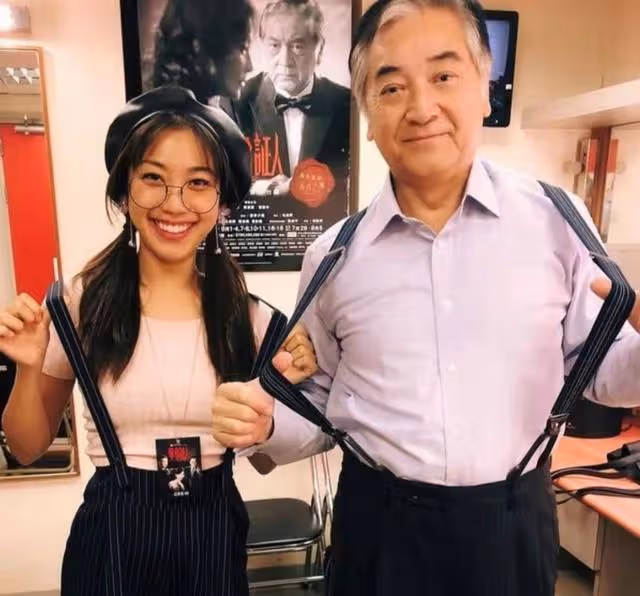 爸爸秦沛的驕傲！TVB星二代姜麗文演技終獲肯定，父女大為感動