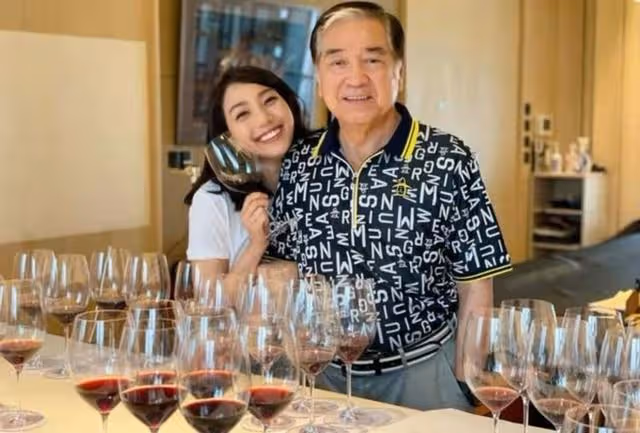 爸爸秦沛的驕傲！TVB星二代姜麗文演技終獲肯定，父女大為感動