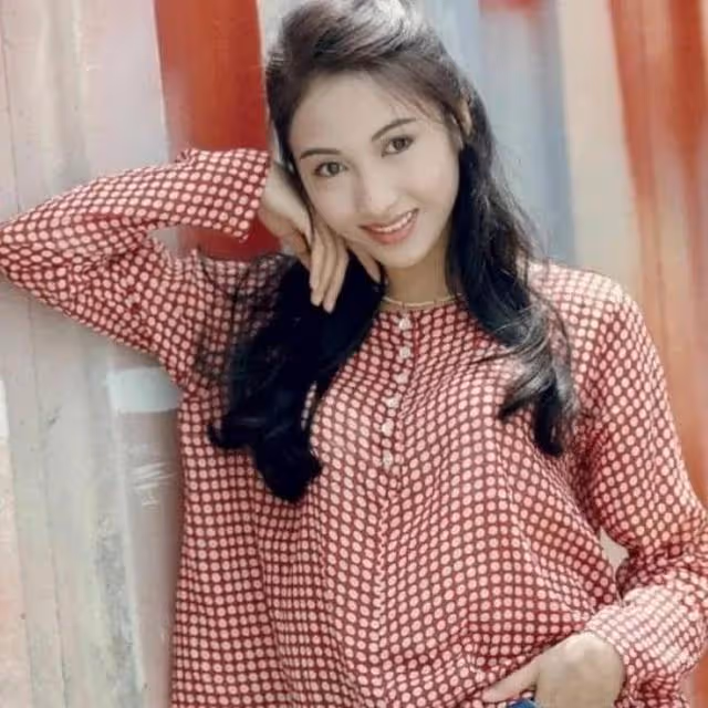 年輕時國色天香，老了以後顏值崩塌，這五位女星讓人認不出