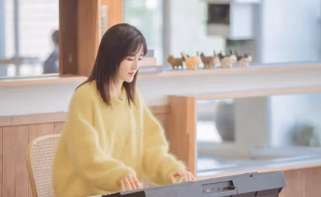 謝娜在家曬女兒，未來事業很迷茫，當下日子很快樂