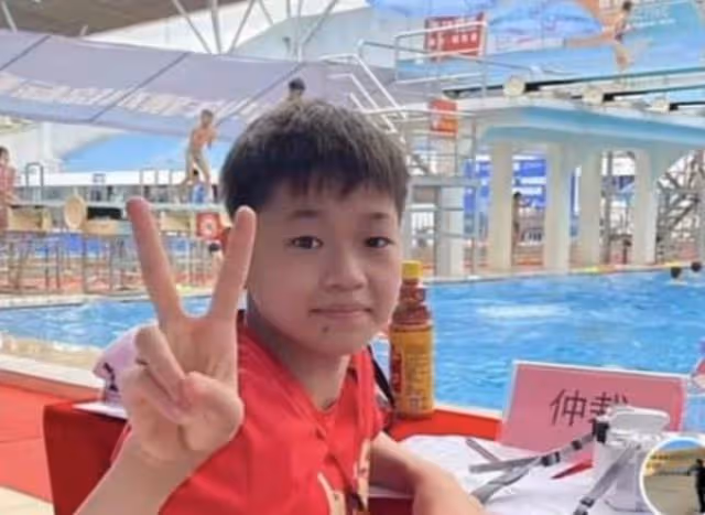 全紅嬋開直播首秀！直播總時長僅1分鐘，紅姐：我繼續去訓練了