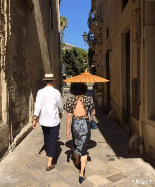 金星成名前經歷被扒！23歲娶妻 28歲變女人 38歲嫁人，前妻照片曝光