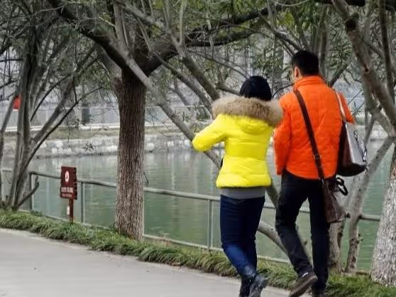 第一次去男友老家，半夜偷偷鑽進他被我，第二天我決定非他不嫁！