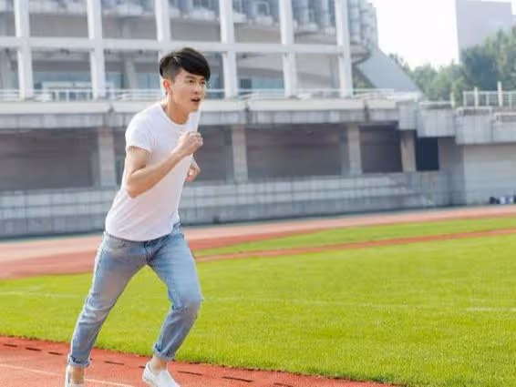 第一次去女友家見家長，因為我吃了一碗面，女友父母就拒絕了我！