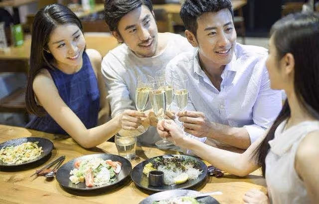 婆家不肯出66000彩禮，我和男友分手，兩年後，我感謝他不娶之恩