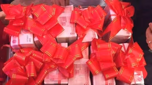 婆家不肯出66000彩禮，我和男友分手，兩年後，我感謝他不娶之恩