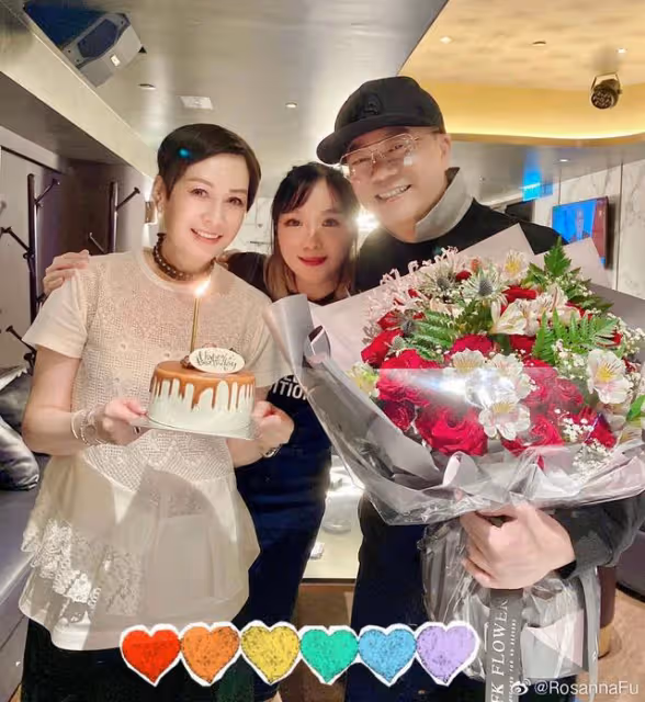 攜手走過25年！妻子曬合照慶祝銀婚，歐陽震華花白鬍子出鏡顯蒼老