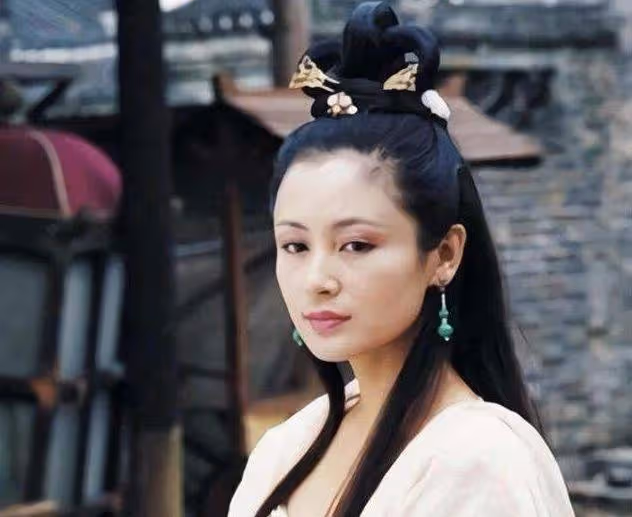 陳紅：以懷孕讓陳凱歌拋棄倪萍，而結婚的24年卻沒那麼好過
