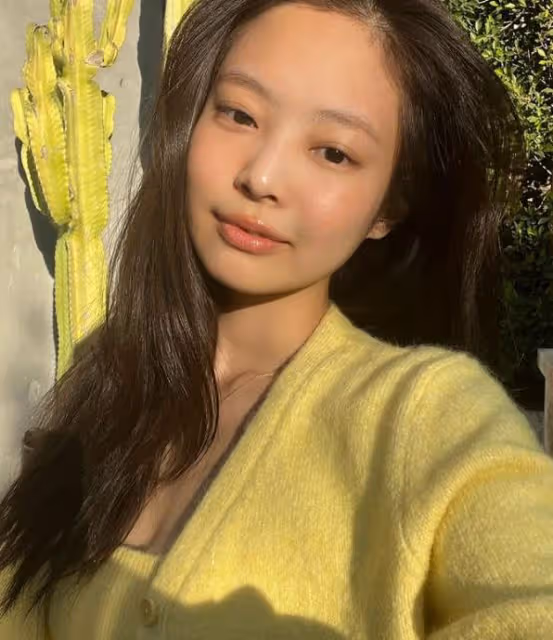 2021最新！韓國搜尋量最高女愛豆TOP10，Jennie排第三、冠軍是她