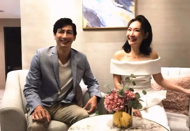 45歲女星宣布戀情！擔心自己生不出孩子，現已與小7歲男友同居