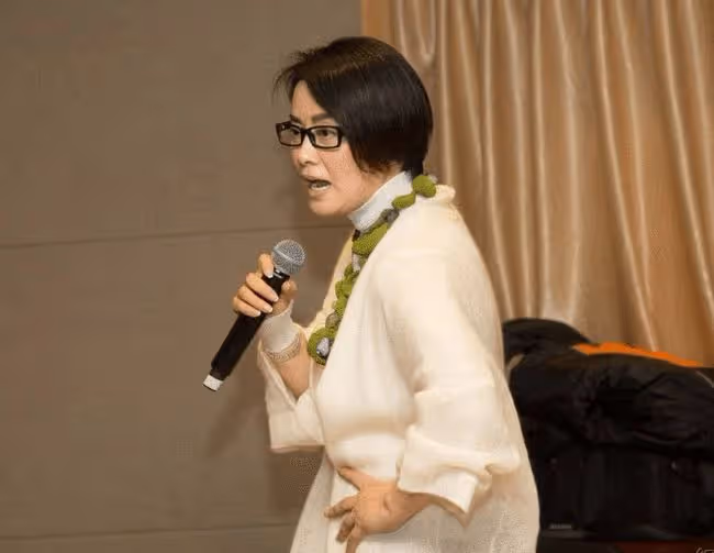 劉歡對她念念不忘，也是那英永遠的噩夢，後嫁百億老公兒女雙全