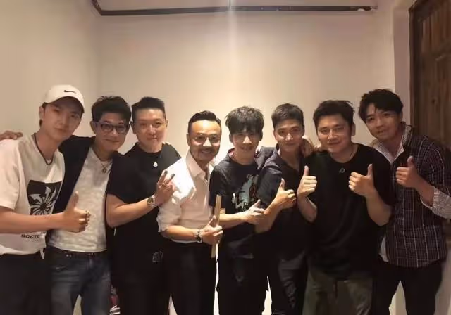 輪流出事!初代天天兄弟團幾乎全滅!汪涵你究竟還能撐多久?