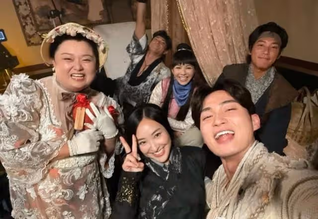 不避嫌!TVB小花陳瀅回港即約緋聞男友周嘉洛,相約看日落超浪漫