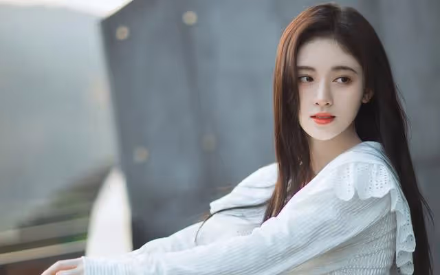 王思聰得不到女人，把中東土豪迷的團團轉，四千年美女有何魅力？